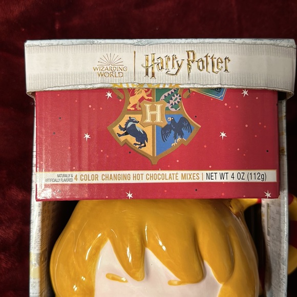 NWT Harry Potter Mug and Color Changing Hot Chocolate Set - Picture 2 of 3